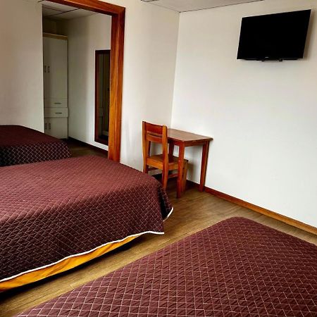 Hostal Muyuyo ปูแอร์โตอาโยรา ภายนอก รูปภาพ