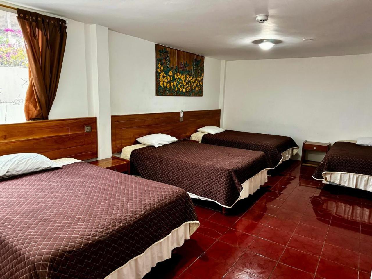 Hostal Muyuyo ปูแอร์โตอาโยรา ภายนอก รูปภาพ