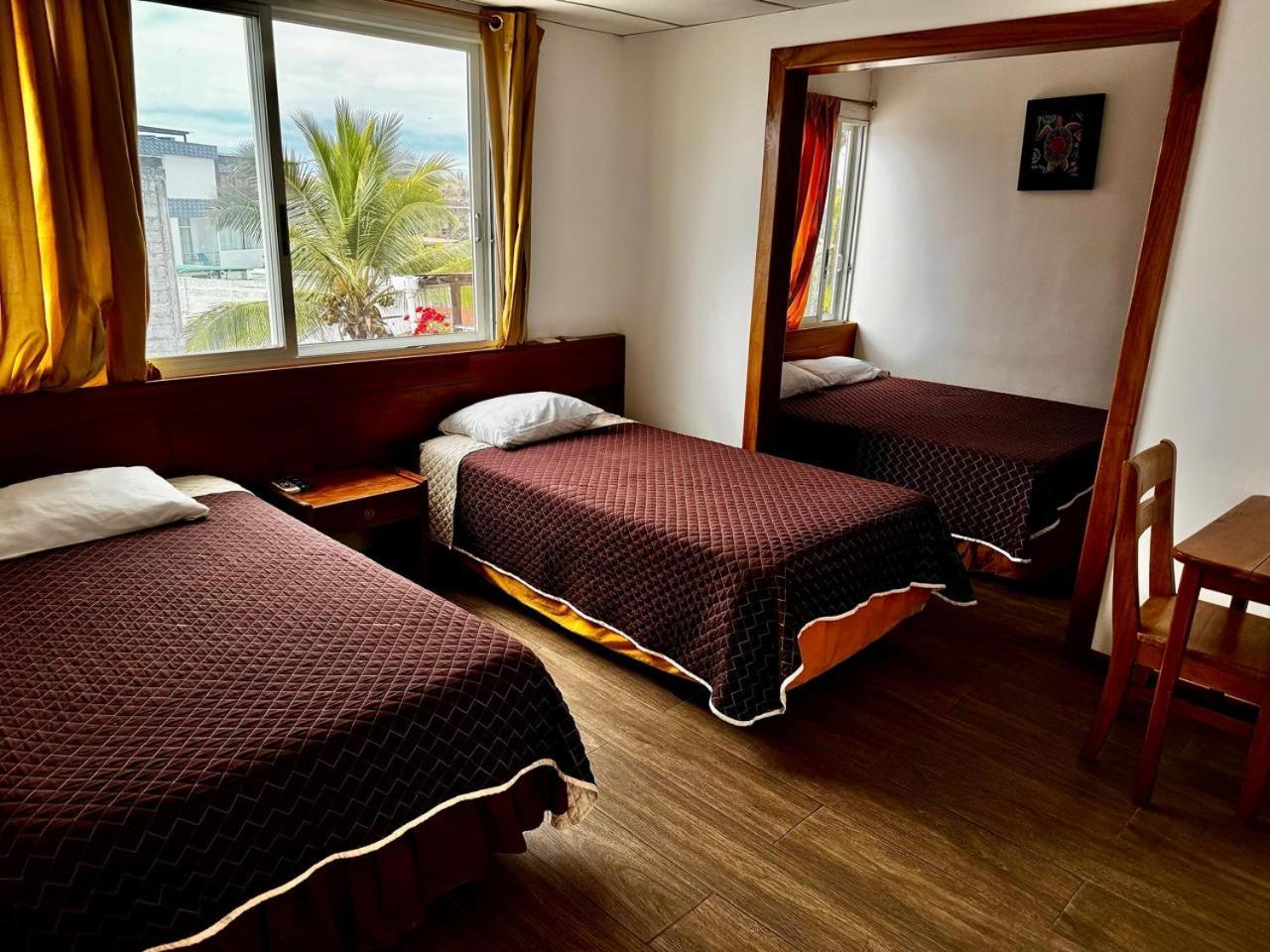 Hostal Muyuyo ปูแอร์โตอาโยรา ภายนอก รูปภาพ