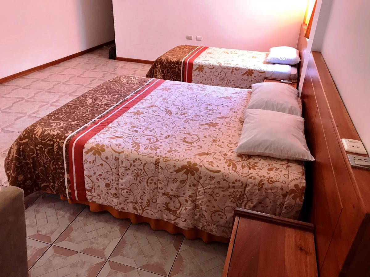 Hostal Muyuyo ปูแอร์โตอาโยรา ภายนอก รูปภาพ